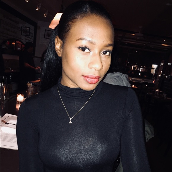 Meet your Posher, Aria - Picture 2 of 8